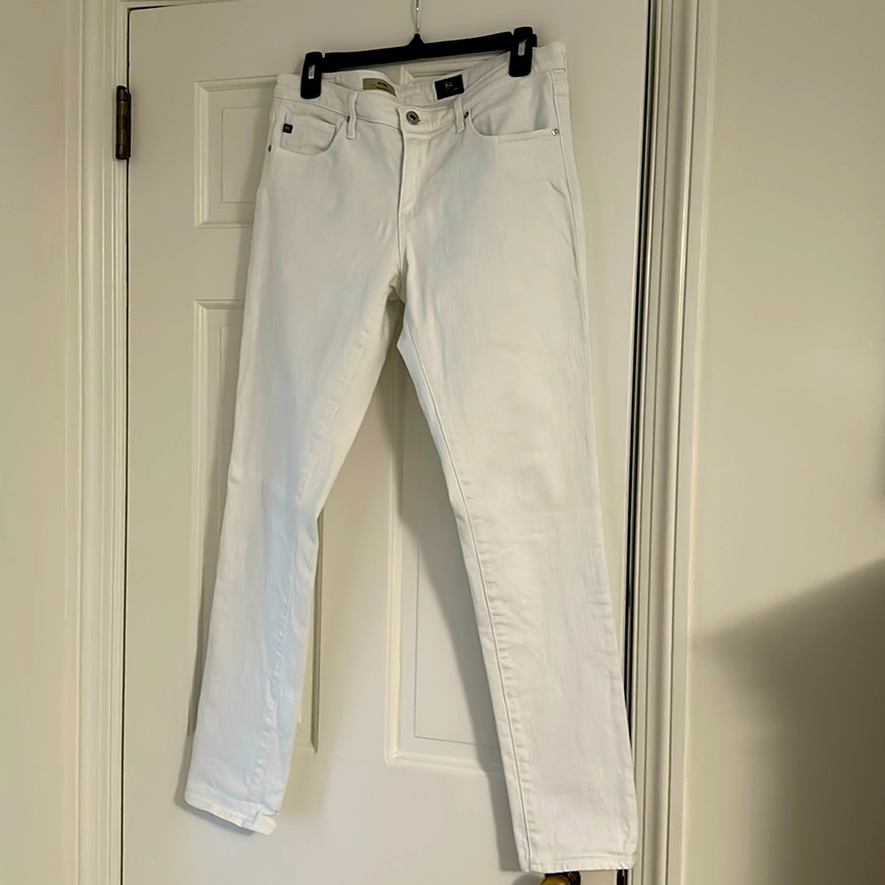 AG The Stilt Cigarette Leg White Jeans - size 30R